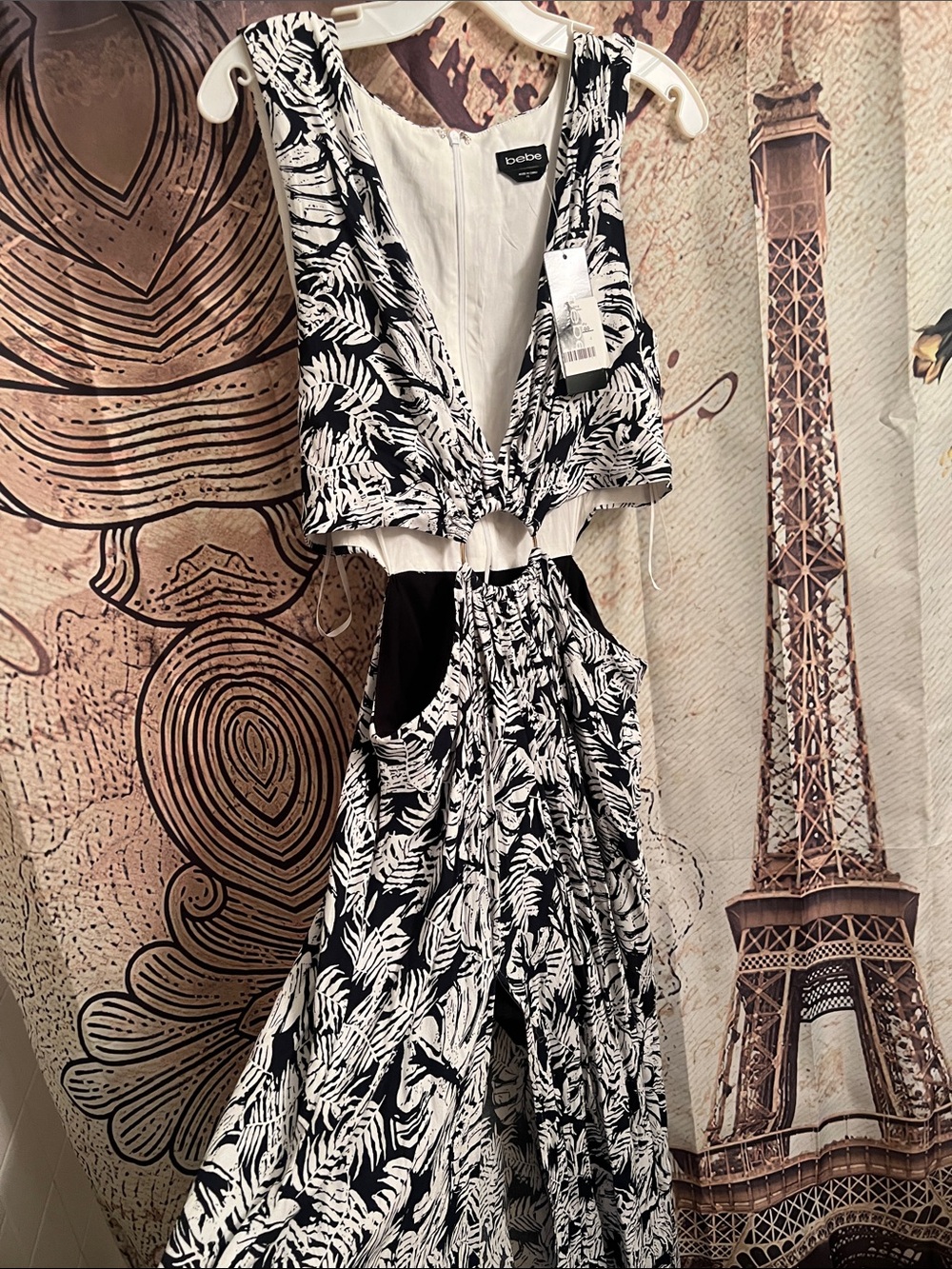 bebe Black & White Leaf-Print Cutout Maxi Dress-Skirt